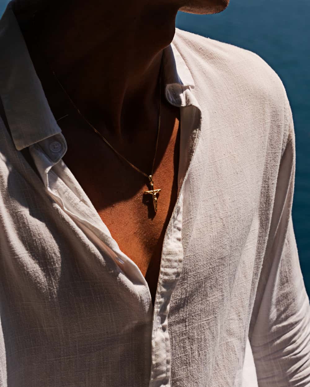 14K Gold Classical Antique Crucifix Necklace