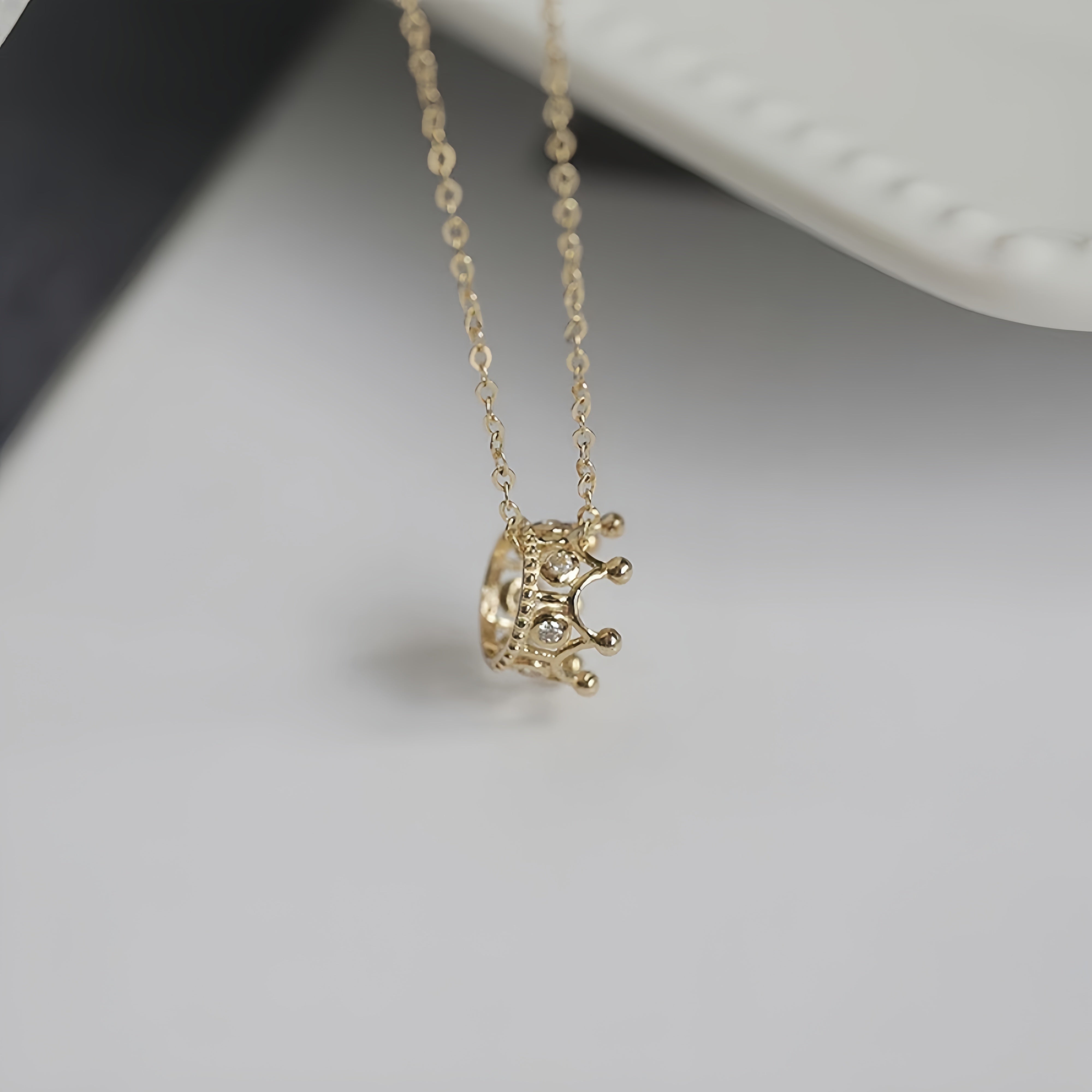 14K Gold Magic Love Crown Necklace