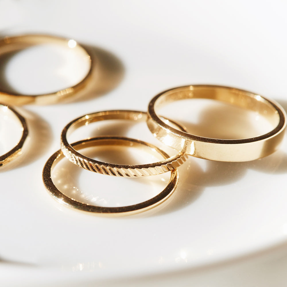 14K Gold Aureline Thin Band Ring