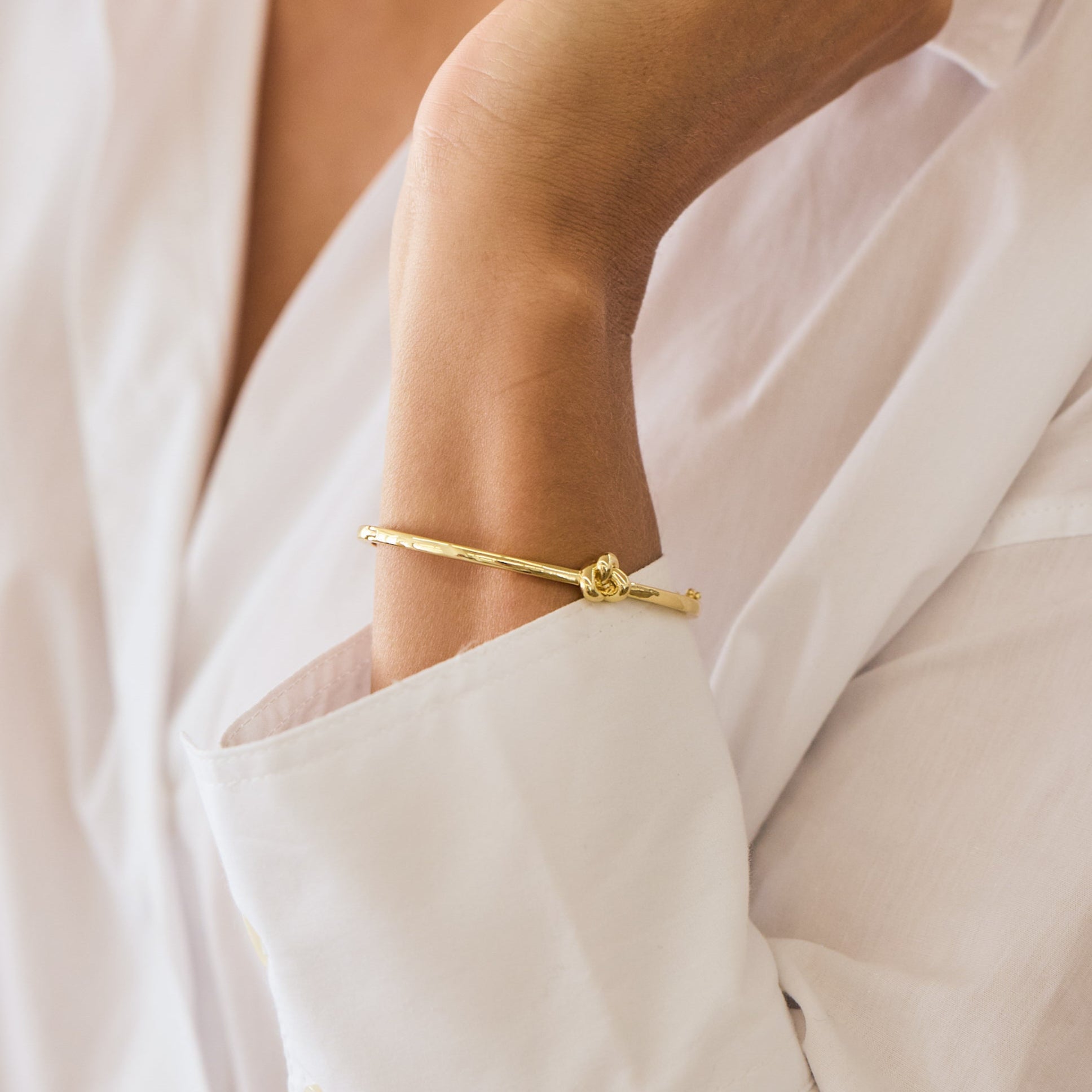 14K Gold Everly Knot Bangle