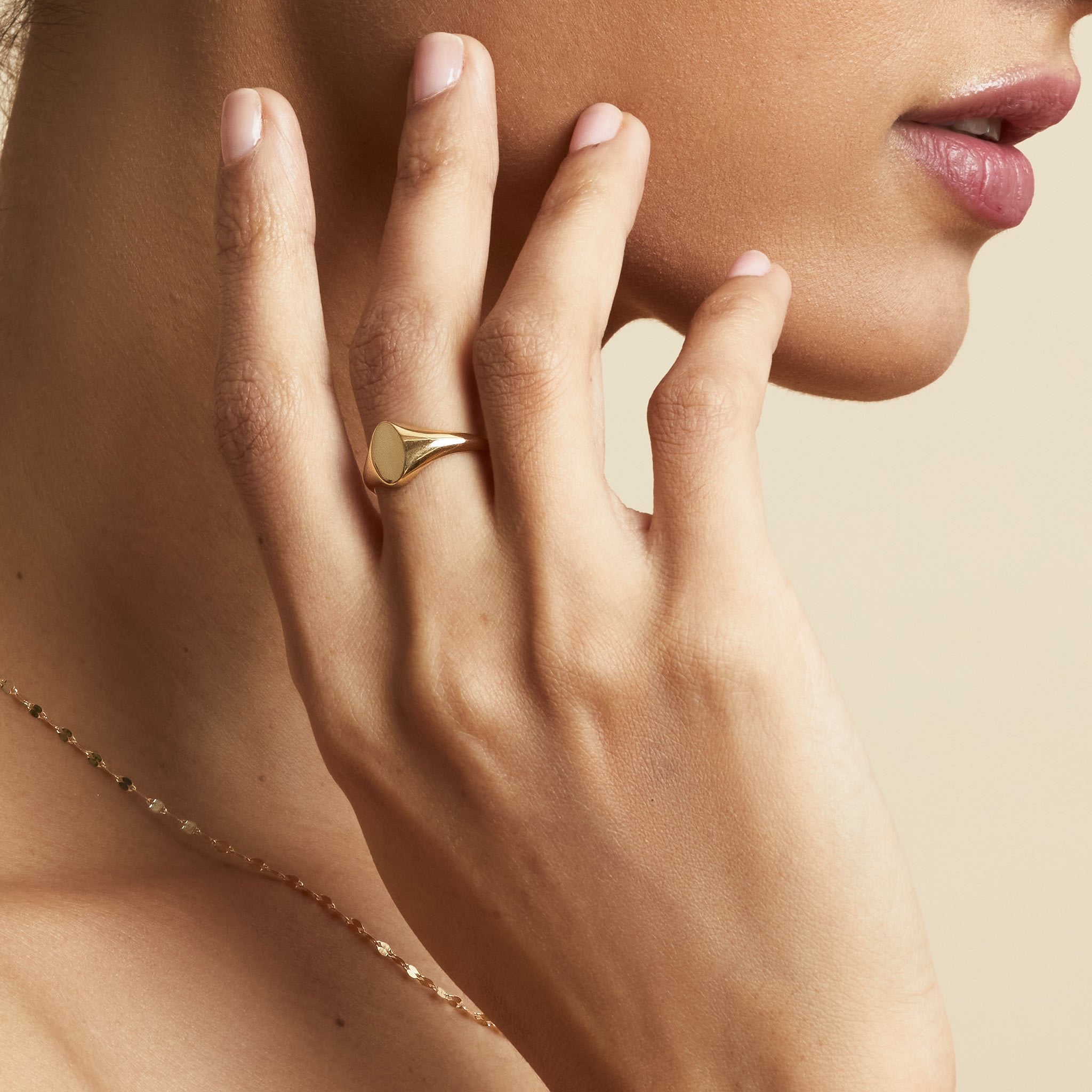 10K Gold Florence Oval Signet Ring