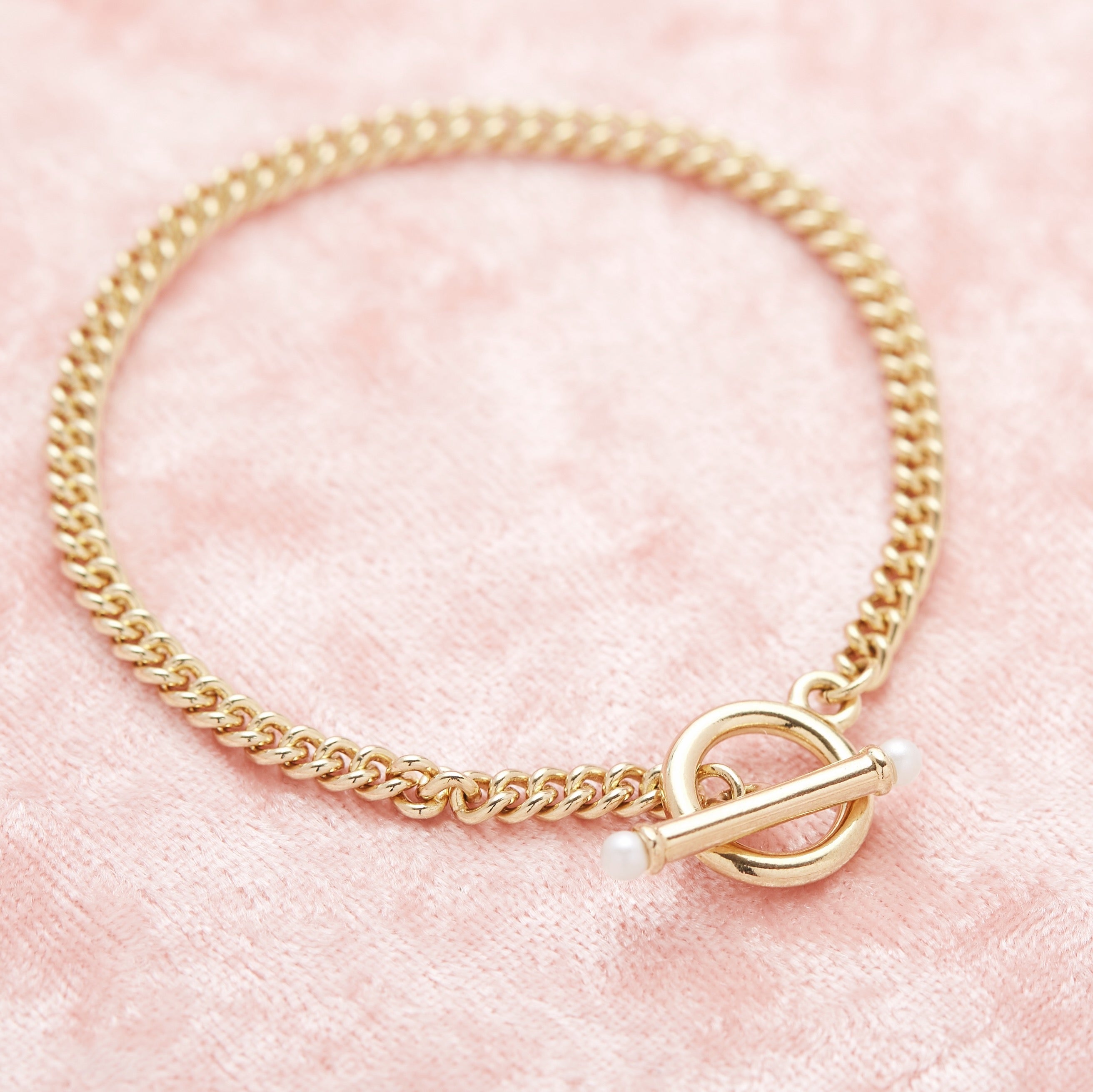 14K Gold Aurelia Pearl Toggle Bracelet