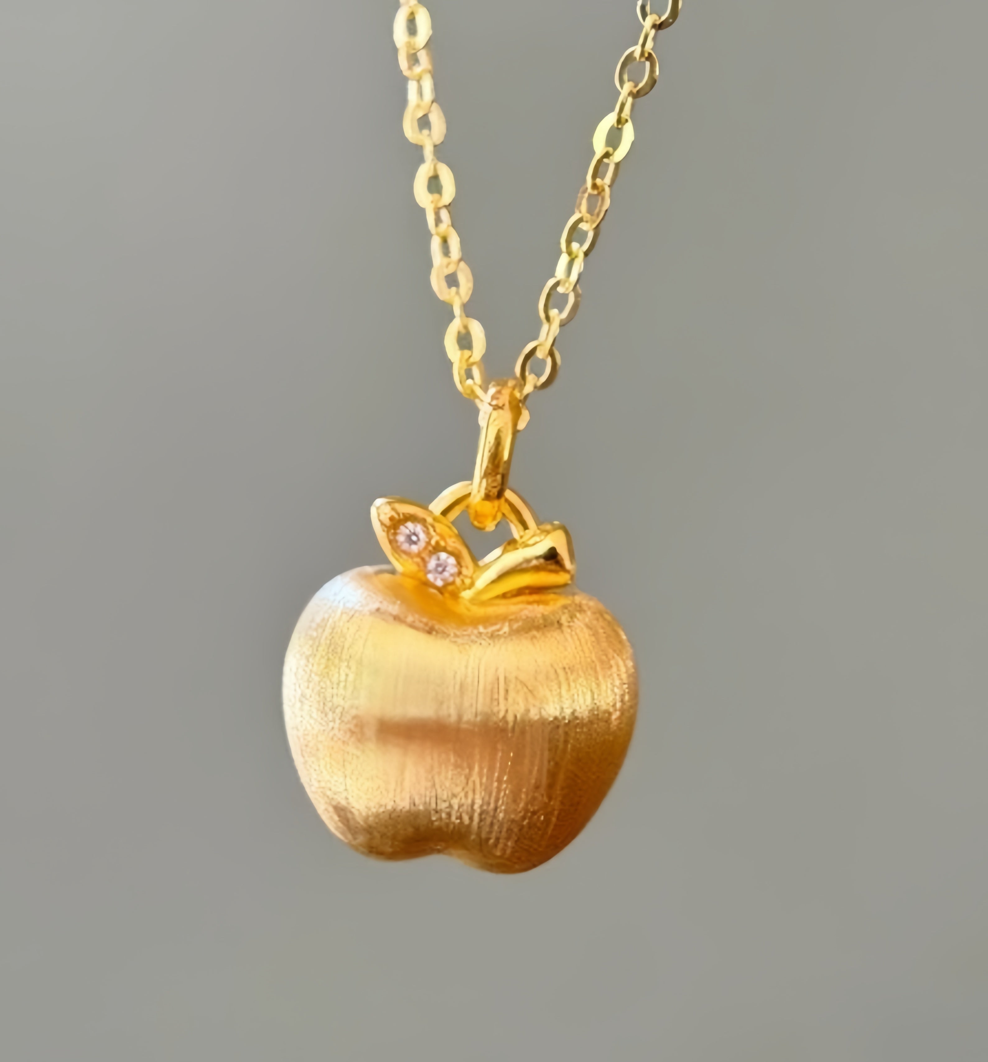 14KGOLD Apple Charm Necklace