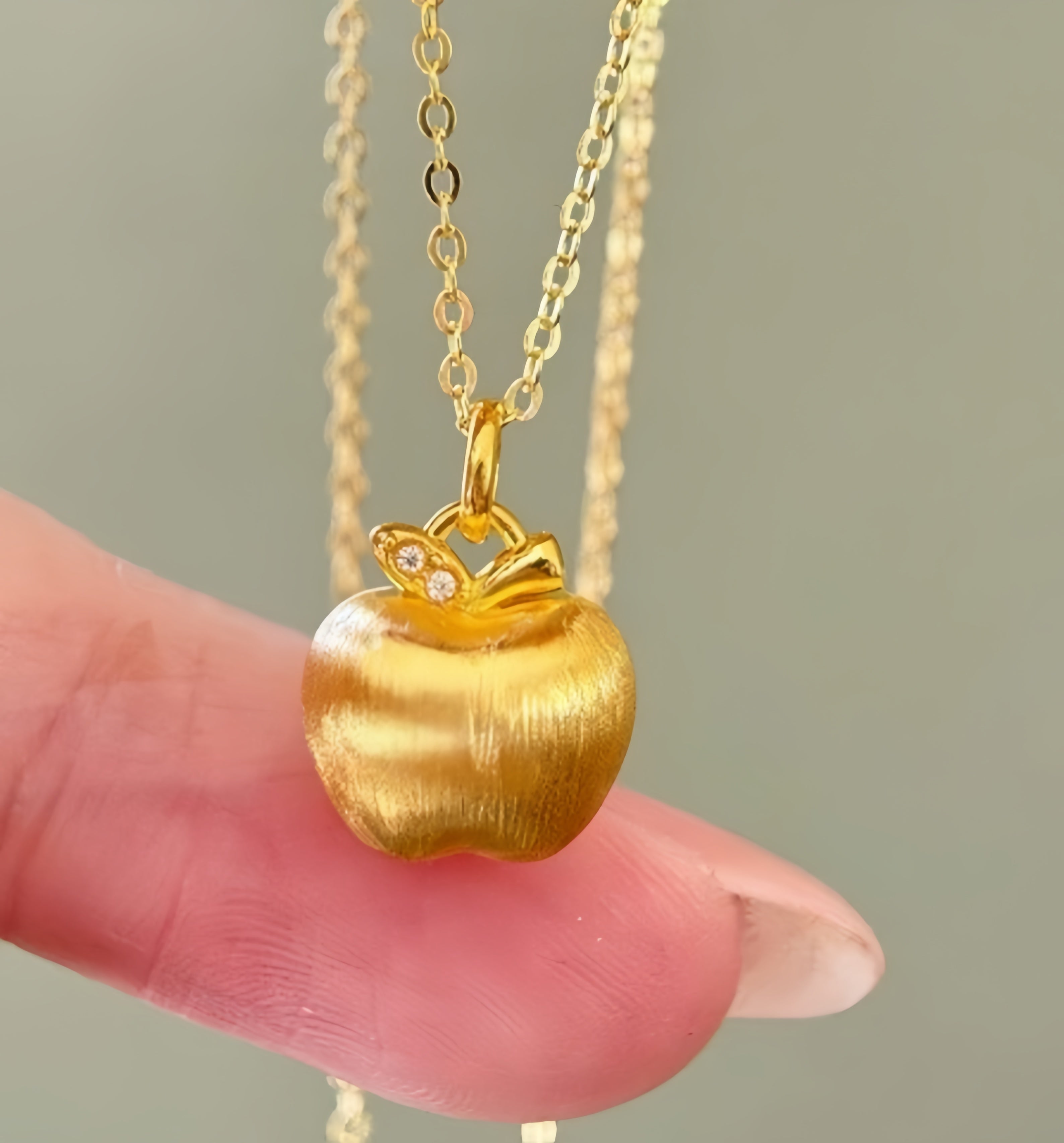14KGOLD Apple Charm Necklace