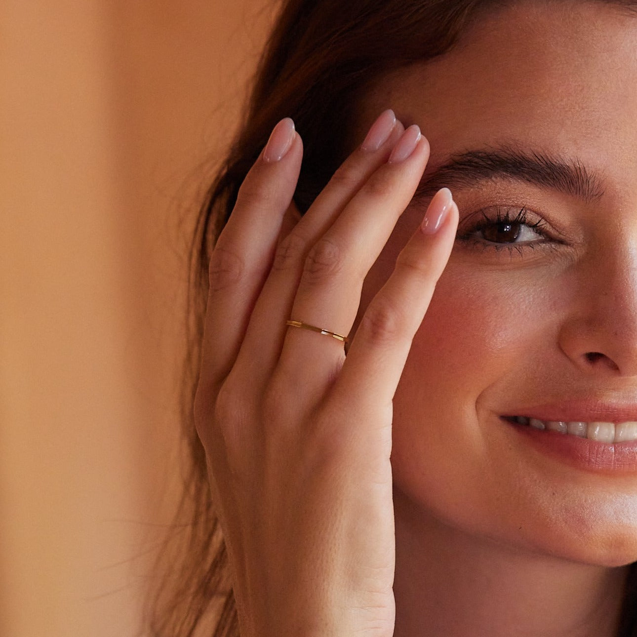 14K Gold Éclat Fine Band Ring