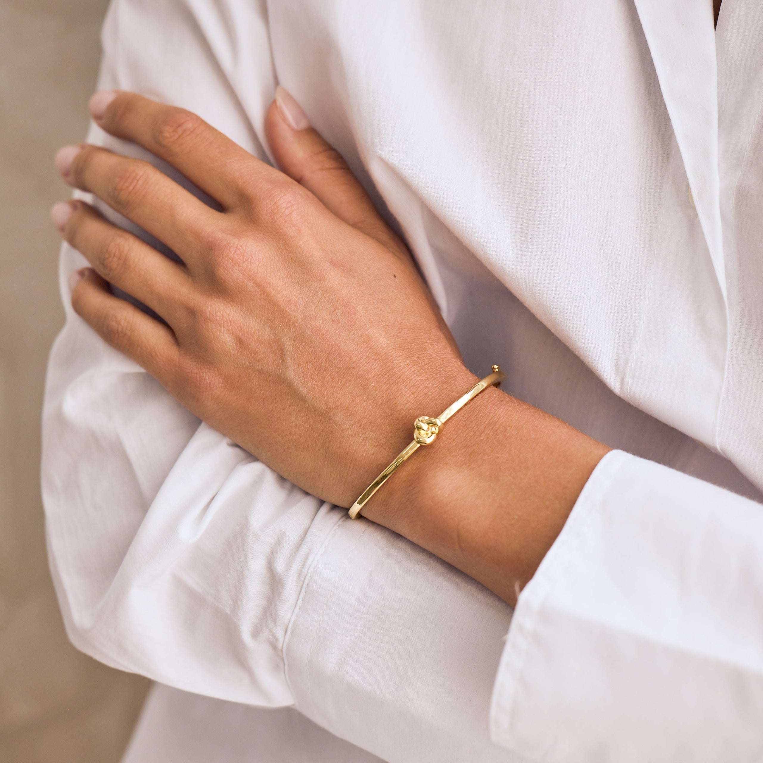 14K Gold Everly Knot Bangle