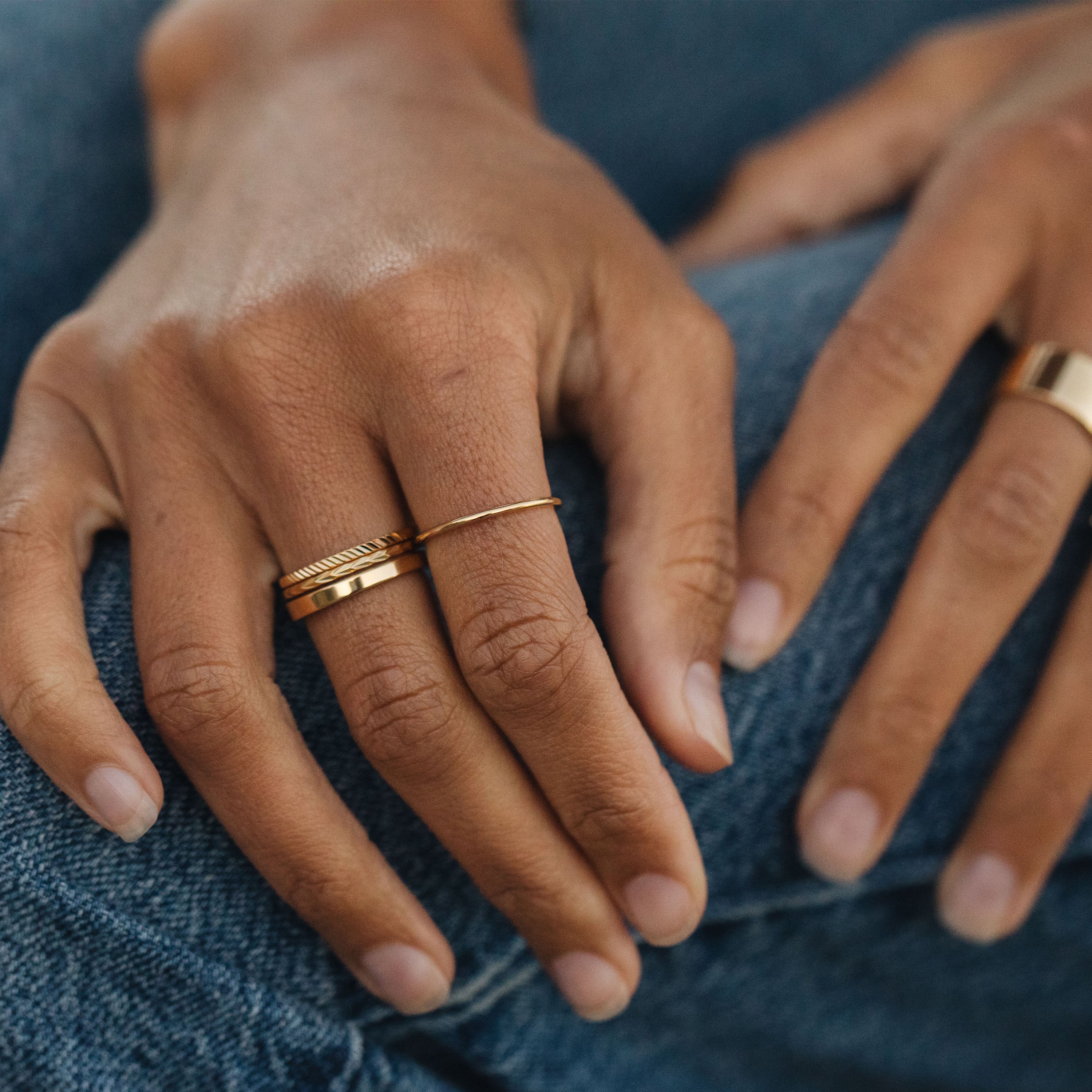 14K Gold Aureline Thin Band Ring